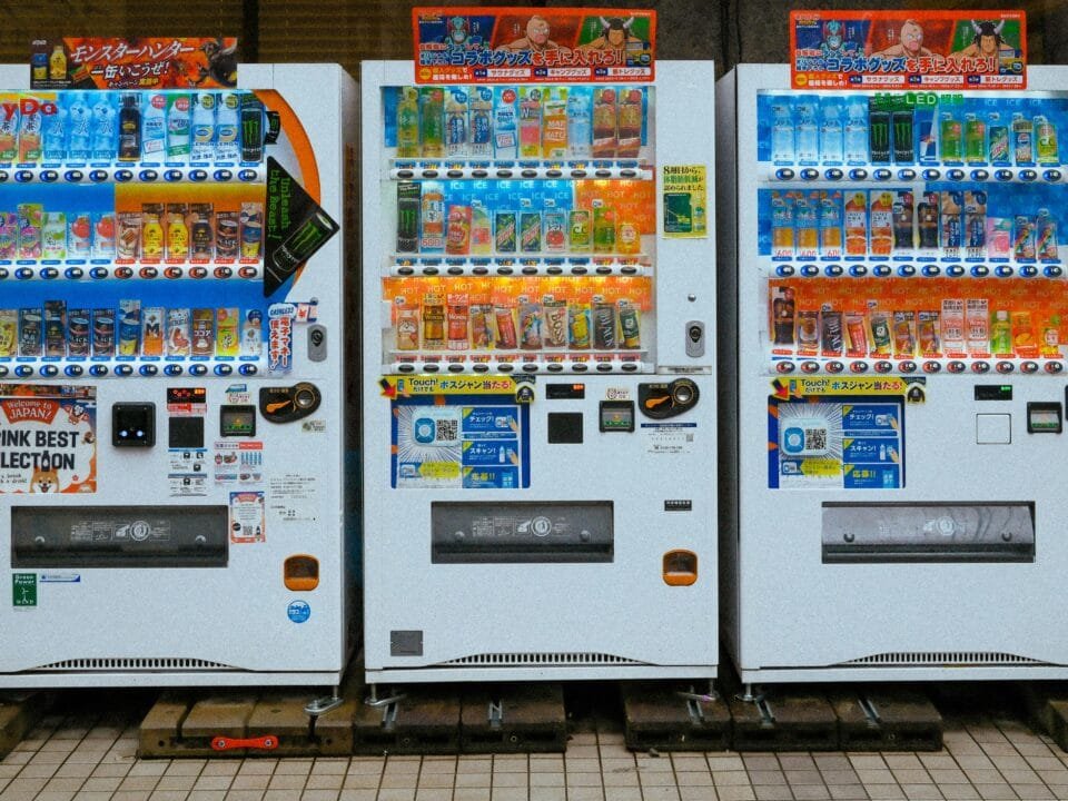 snacks and drink vending machine